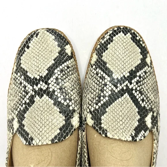 Veronica Beard Jaide Snake Print Moccasin Loafer Size 8M Slip on Flats Exotic - Picture 8 of 13